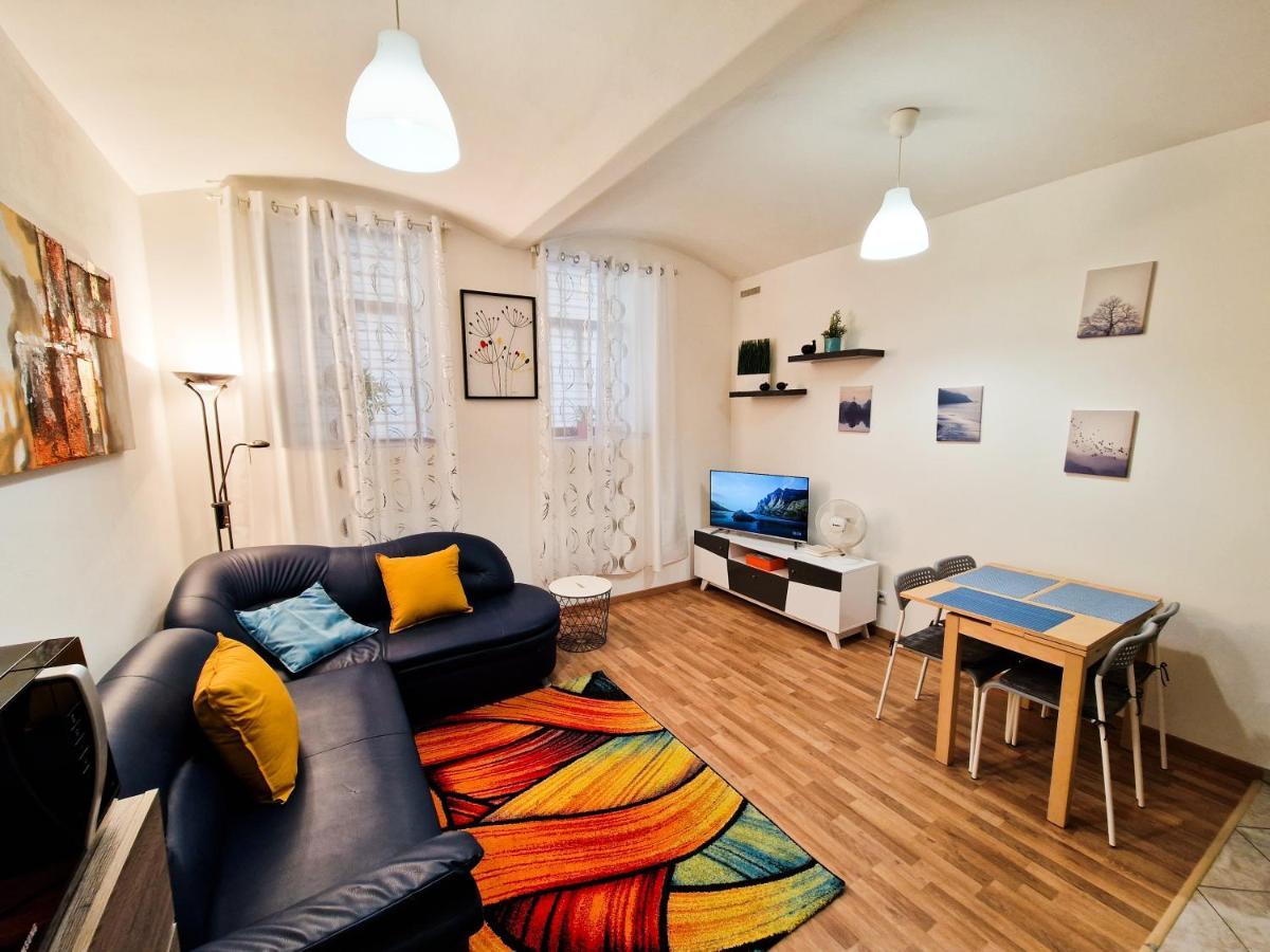 פראג Ground Floor Apartment מראה חיצוני תמונה