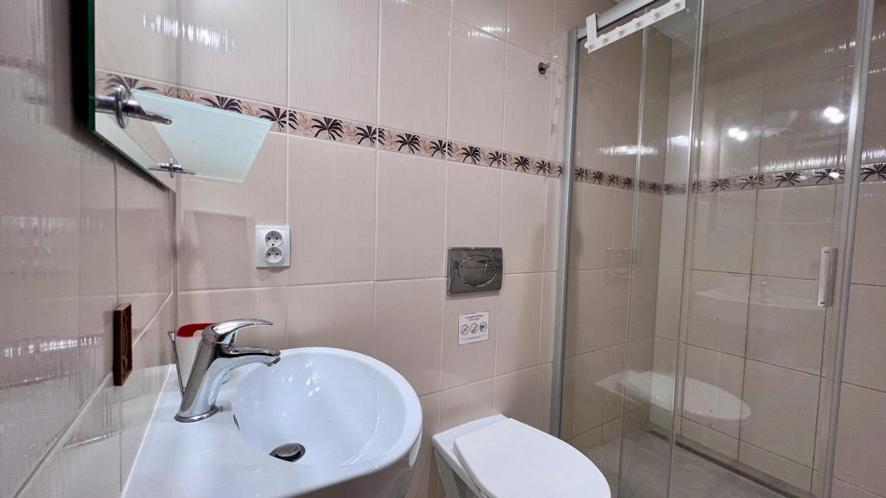 פראג Ground Floor Apartment מראה חיצוני תמונה